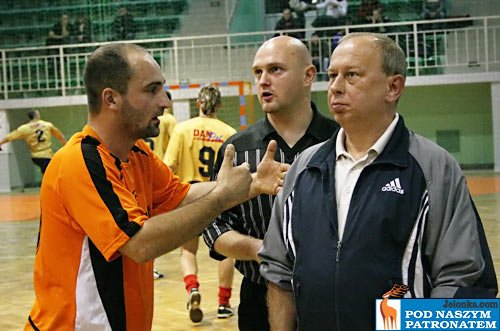 czwarta-kolejka-ligi-mos-byo-za-ostro-8763