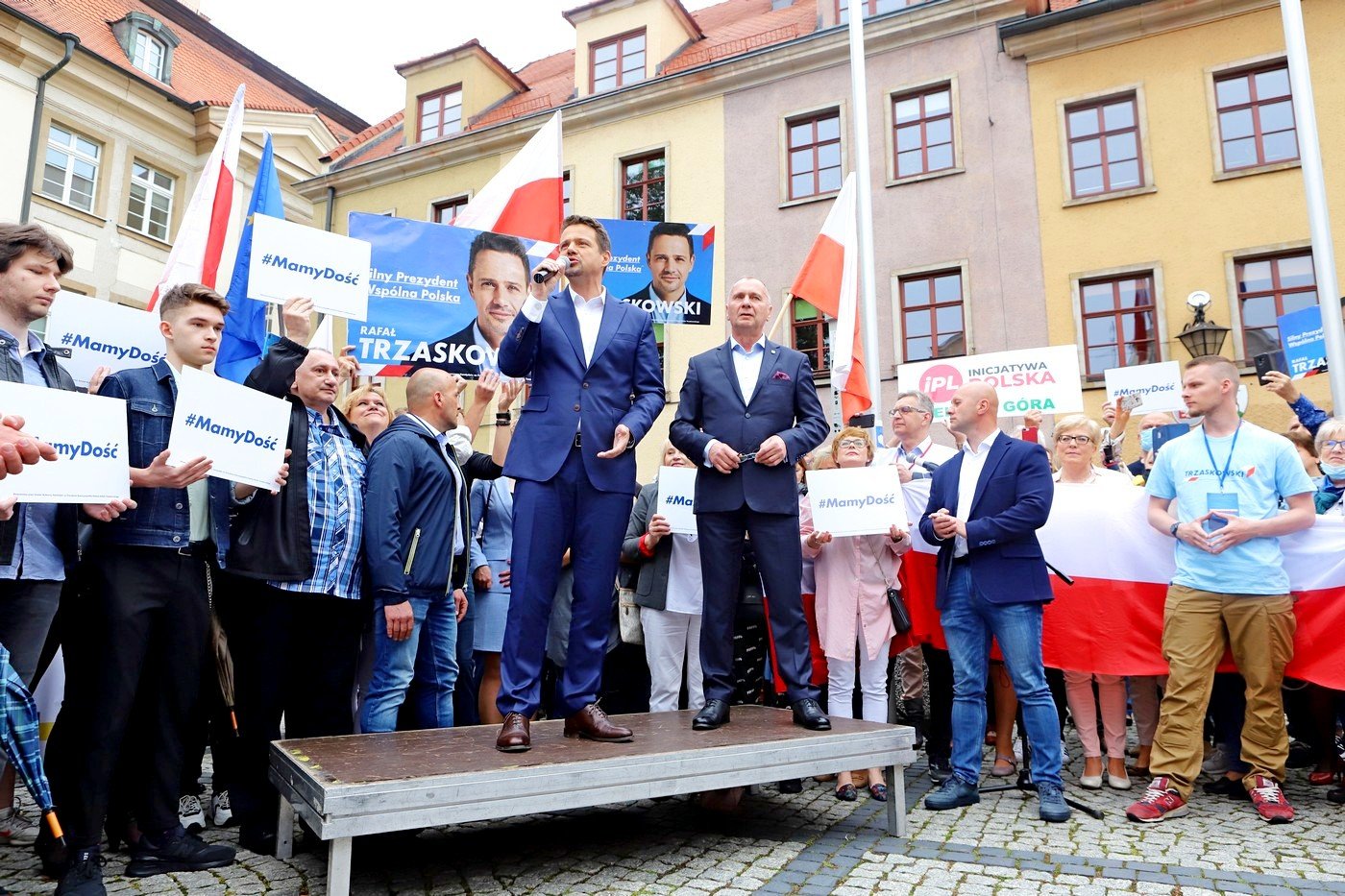 liczne-poparcie-dla-trzaskowskiego-87842