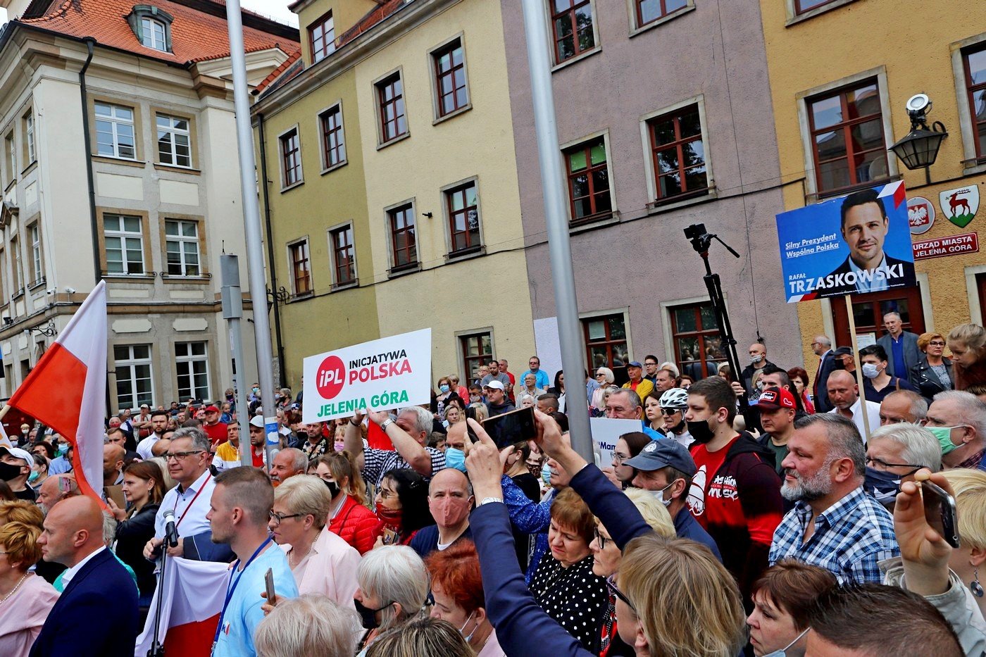 liczne-poparcie-dla-trzaskowskiego-87842