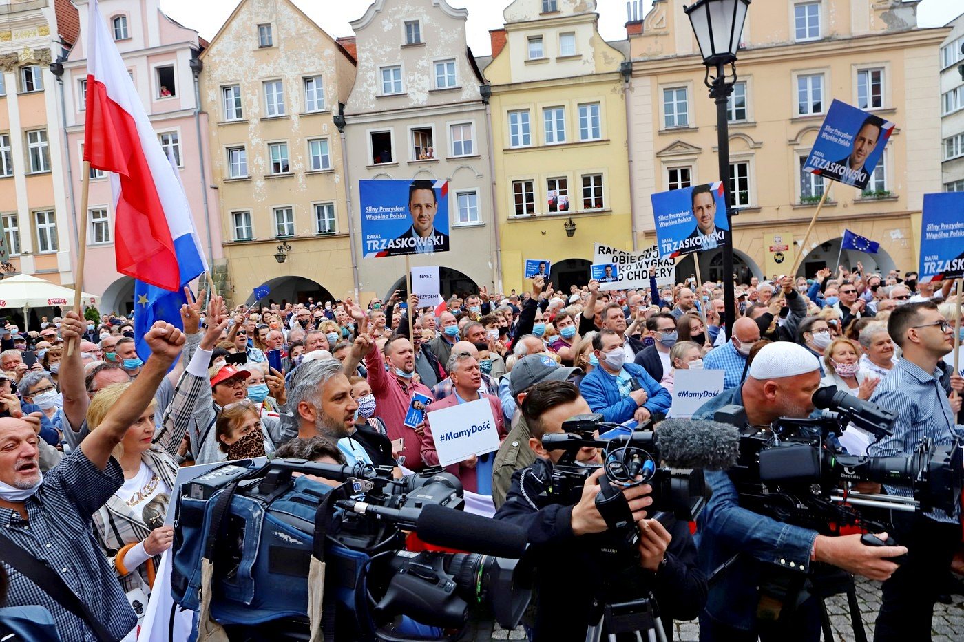 liczne-poparcie-dla-trzaskowskiego-87842