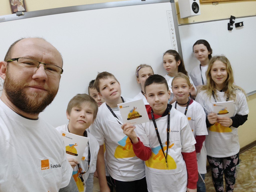 koderzy-ze-sciegien-87933