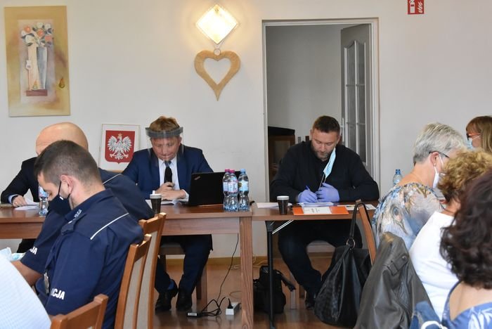 jest-absolutorium-czy-bedzie-referendum-88156