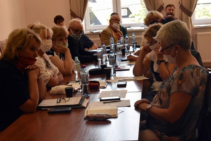 jest-absolutorium-czy-bedzie-referendum-88156