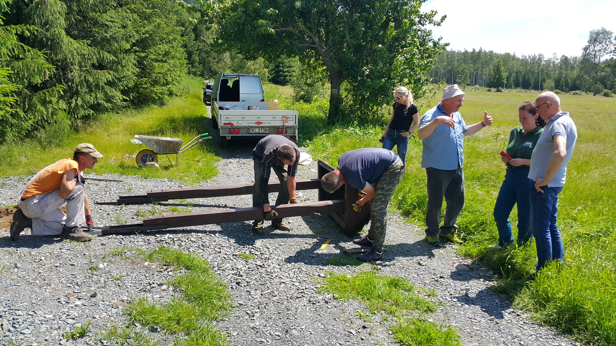 tablica-przy-szlaku-88162