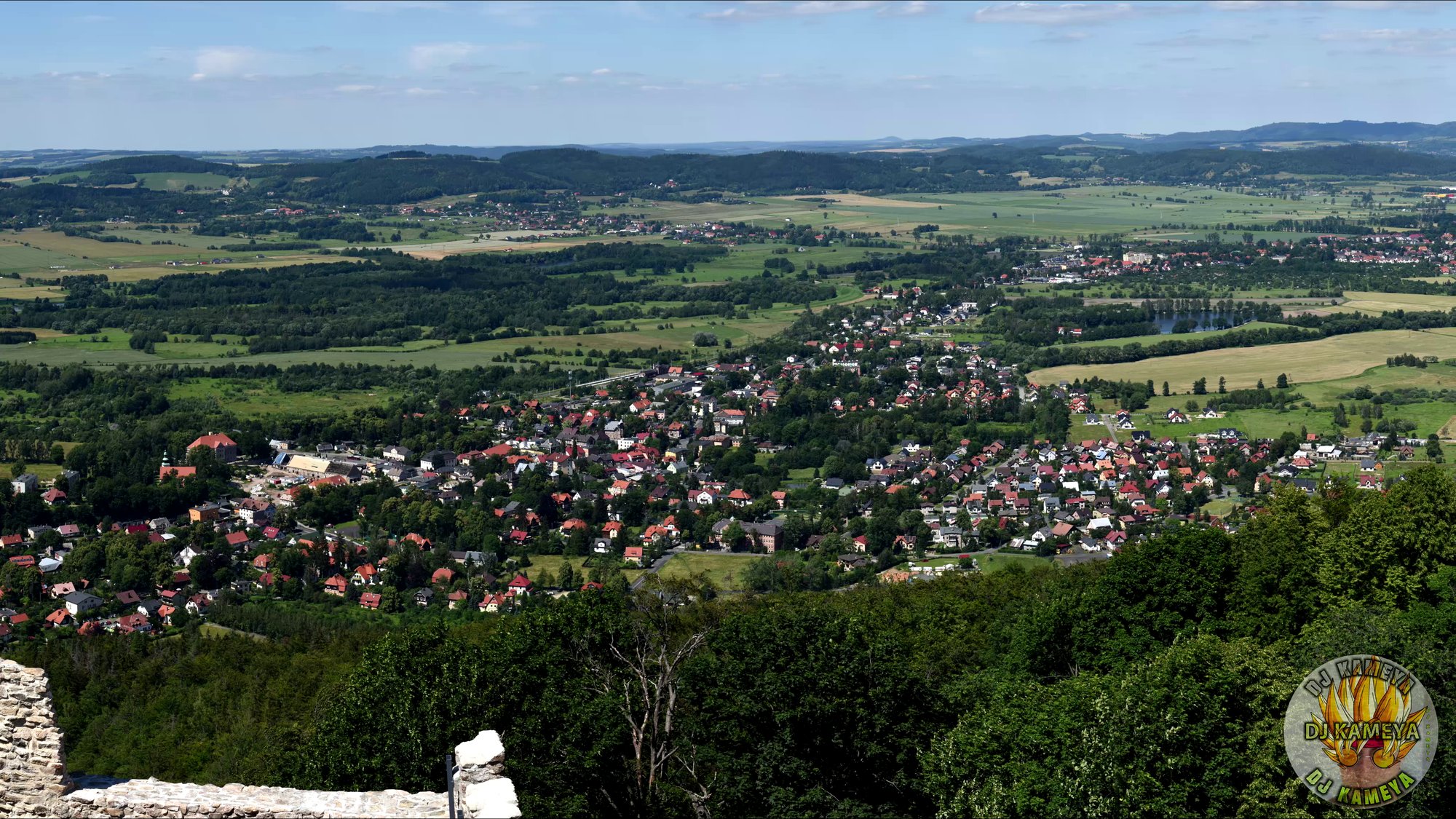 panorama-z-zamku-chojnik-88290