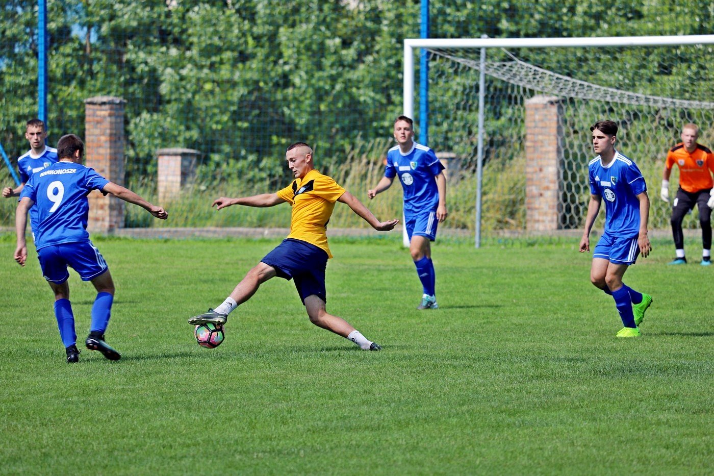 omnica-rozbita-przez-juniorow-karkonoszy-88302