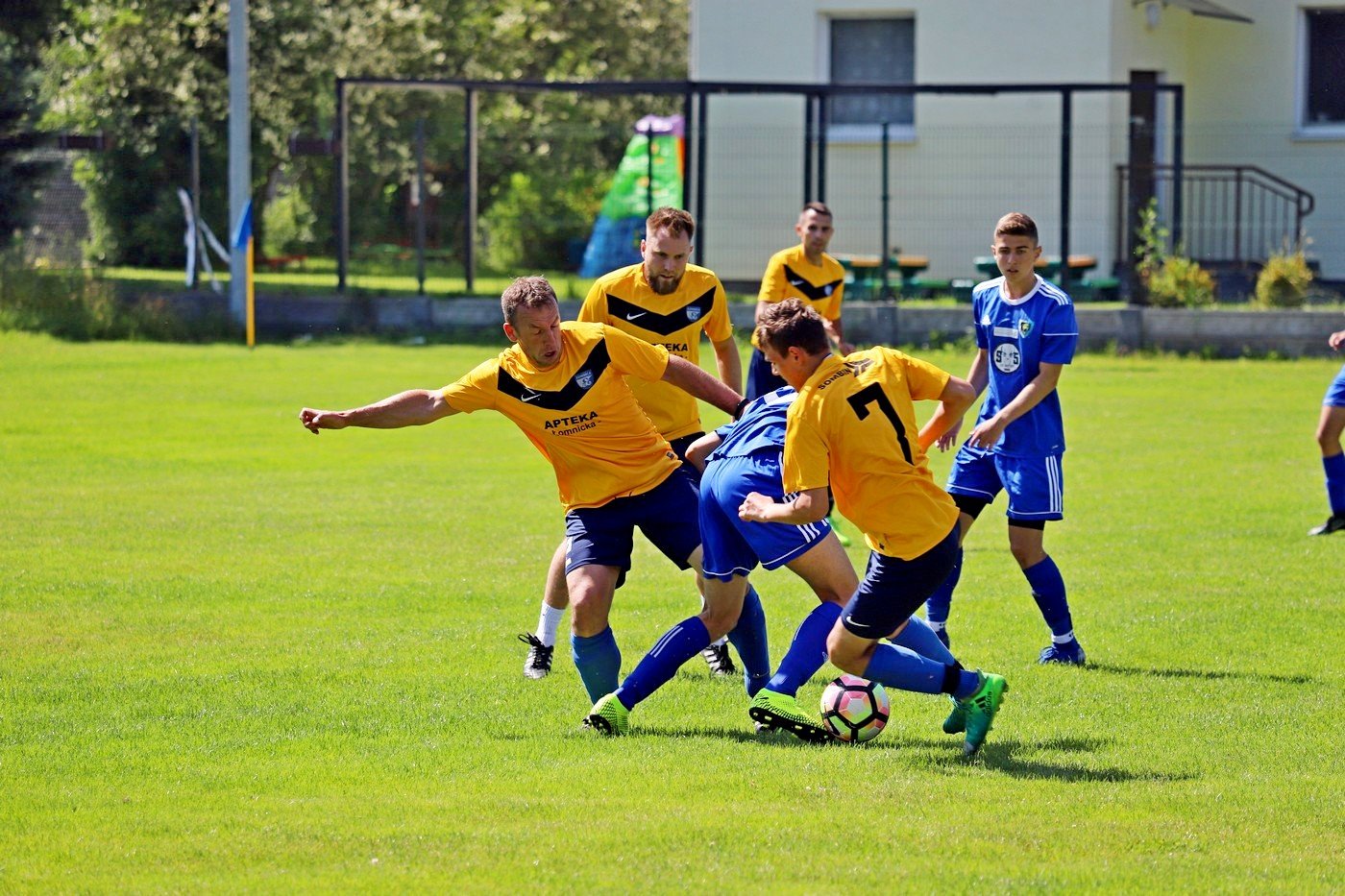 omnica-rozbita-przez-juniorow-karkonoszy-88302