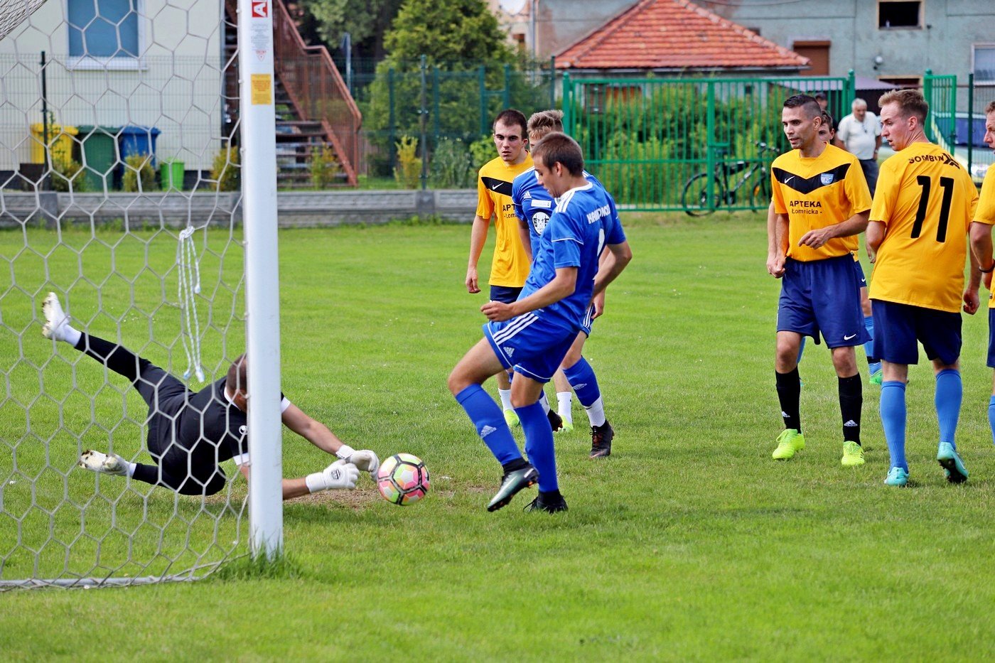 omnica-rozbita-przez-juniorow-karkonoszy-88302