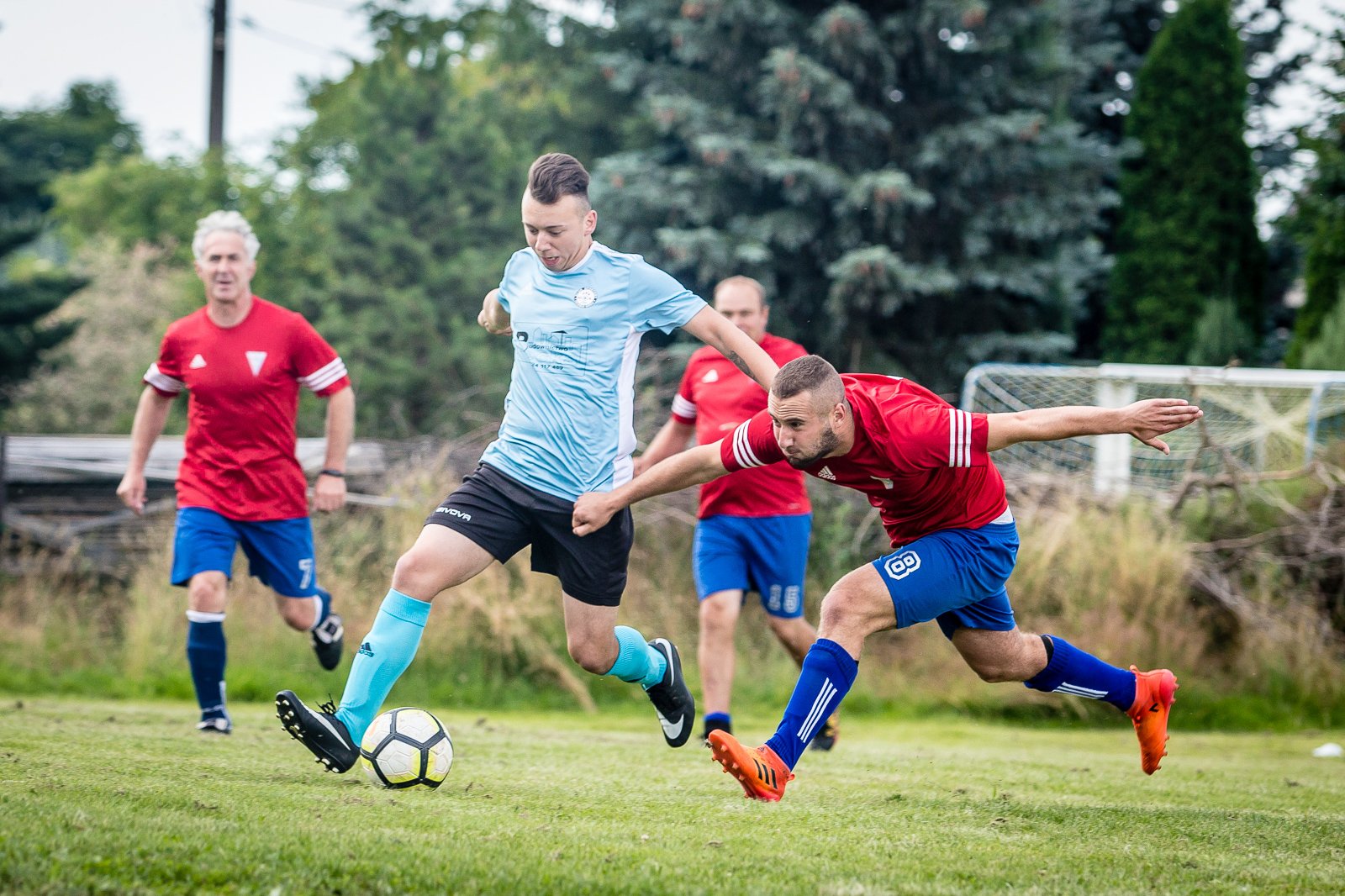 pub-gol-strzela-jak-na-zawoanie-89112