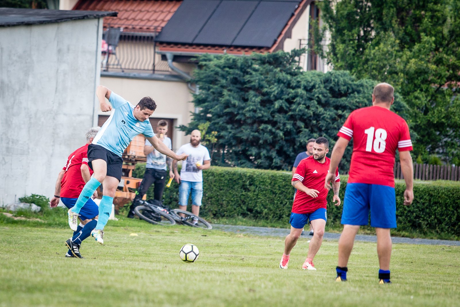 pub-gol-strzela-jak-na-zawoanie-89112