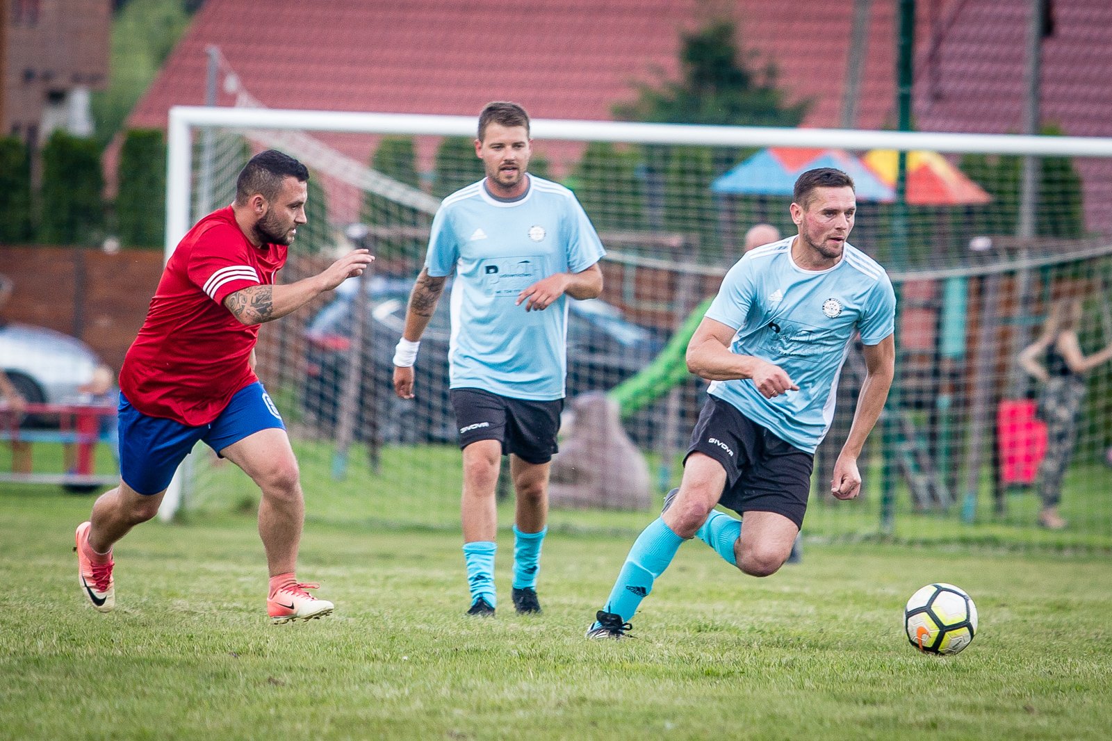 pub-gol-strzela-jak-na-zawoanie-89112