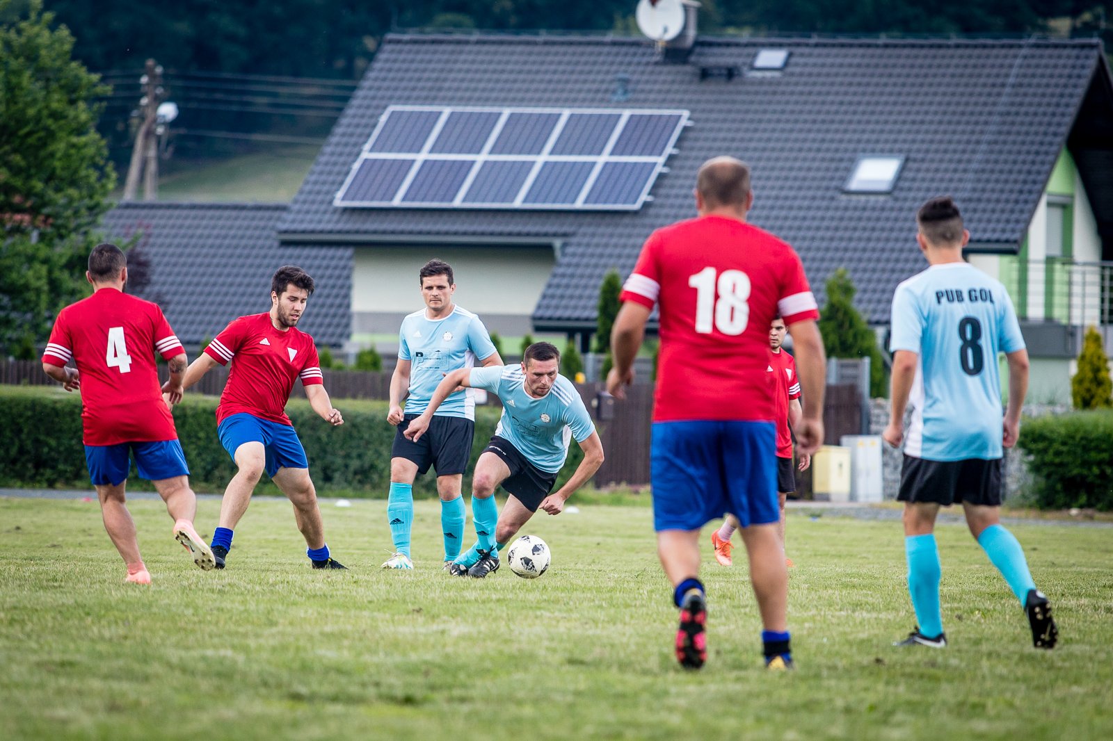 pub-gol-strzela-jak-na-zawoanie-89112
