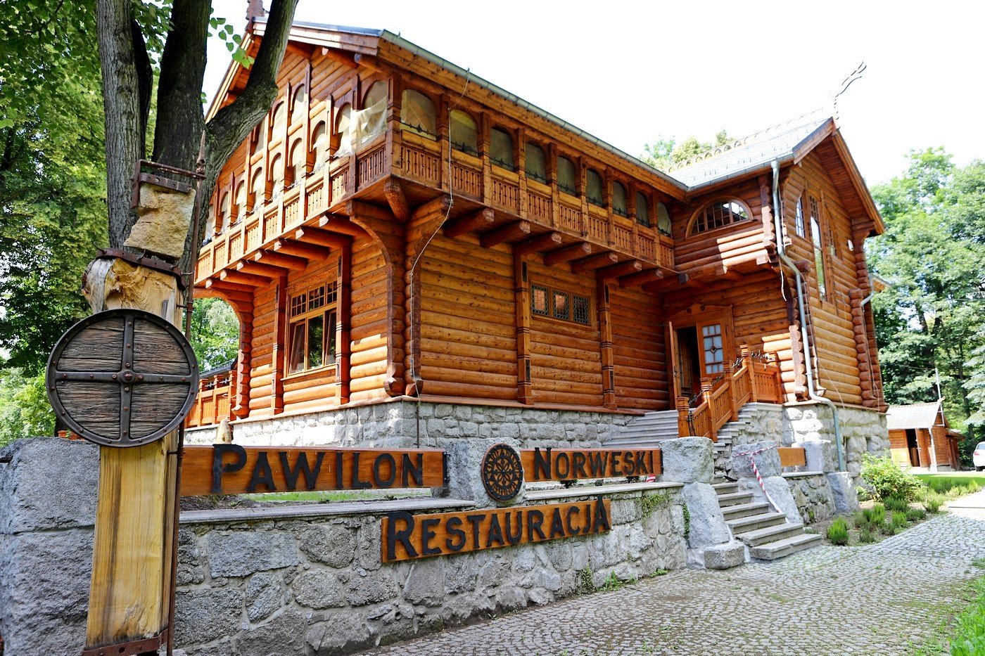 w-pawilonie-norweskim-bedzie-restauracja-89200