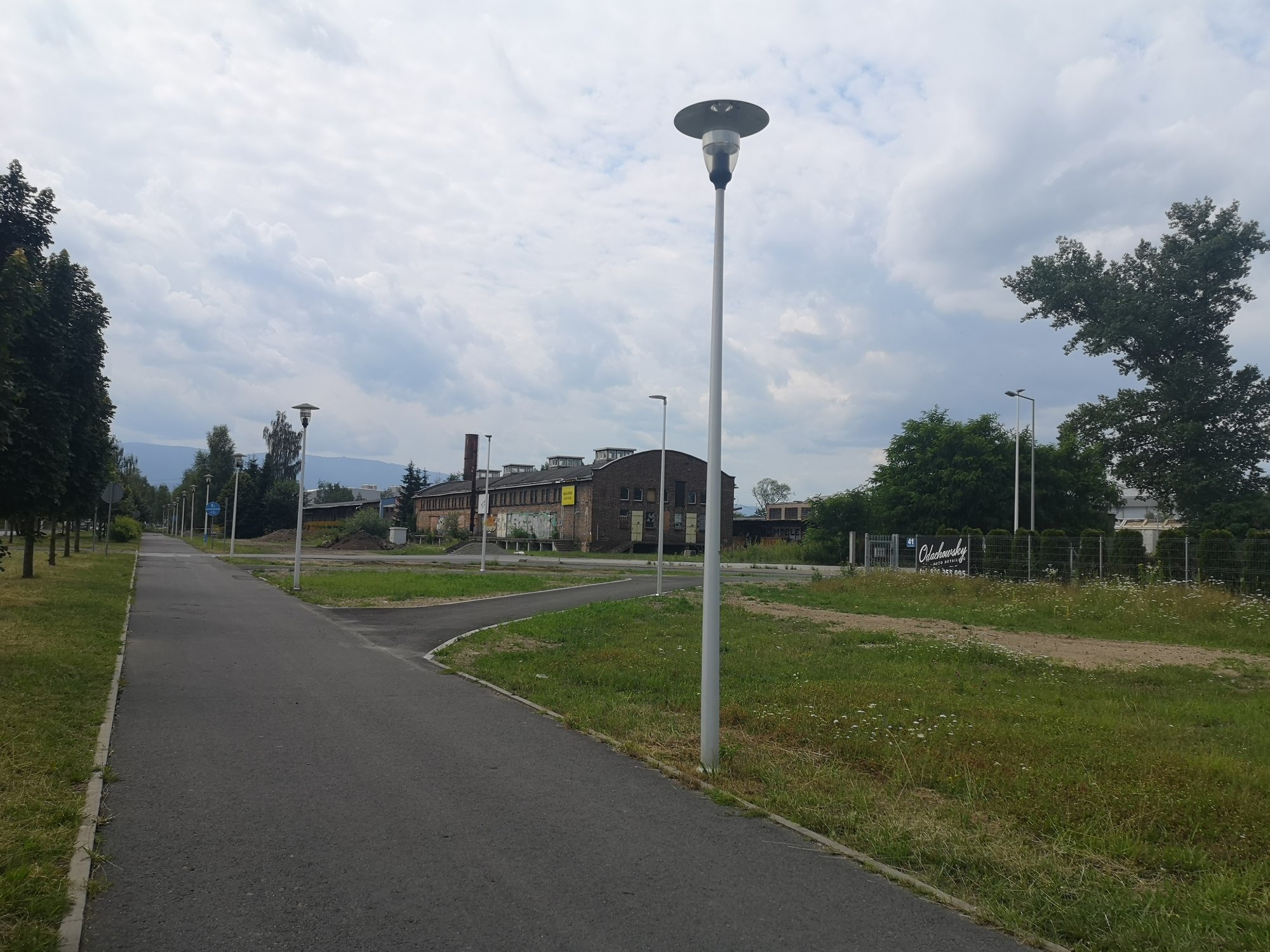 chodnik-z-karola-miarki-gotowy-89298