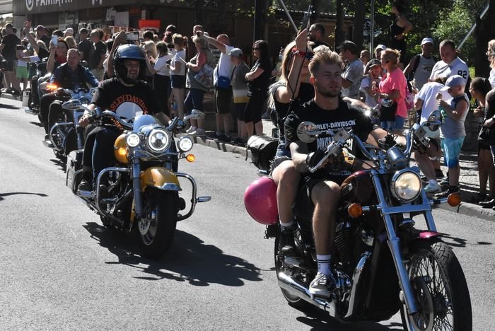 stalowe-rumaki-w-karpaczu-89379