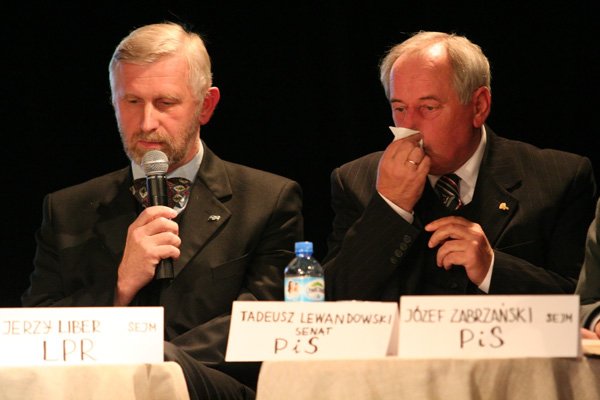Wśród organizatorów debaty Stanisław Schubert, prezes Karkonoskiego Sejmiku Osób Niepełnosprawnych.