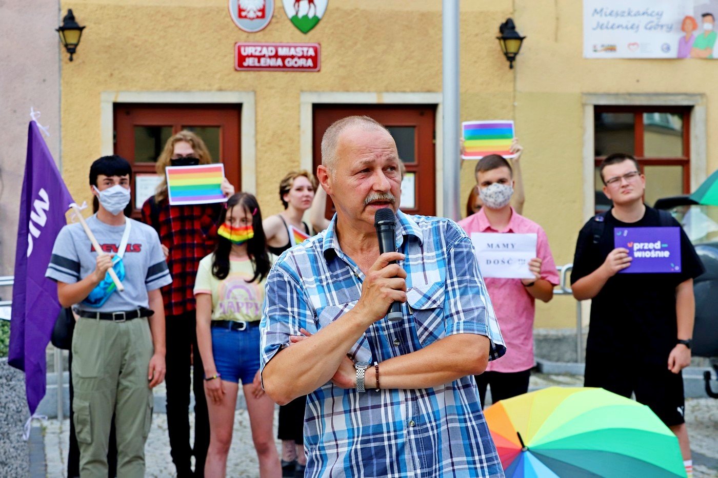 srodowisko-lgbt-ze-wsparciem-kodu-89700