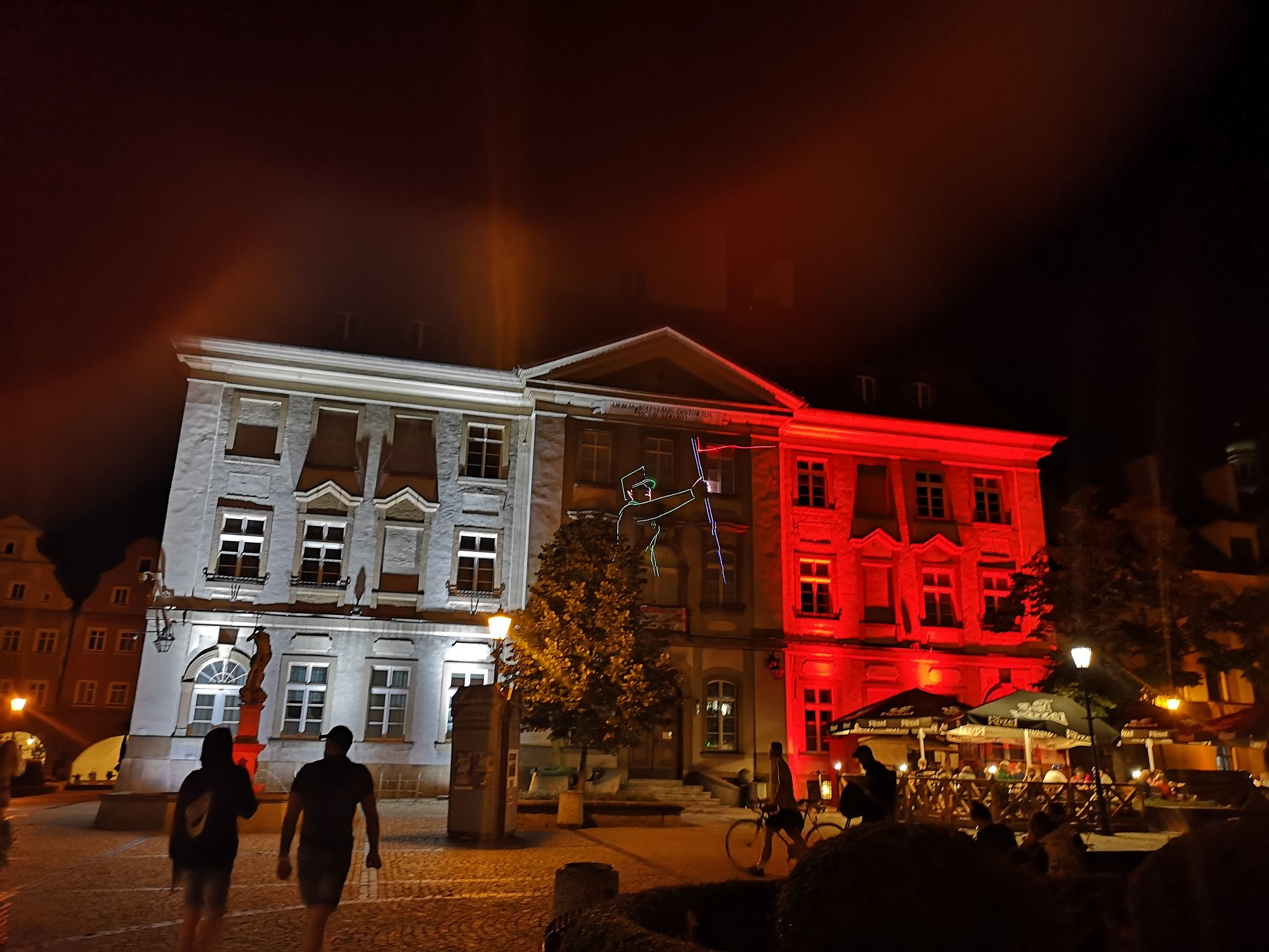 patriotyczne-animacje-na-ratuszu-i-teatrze-norwida-89804