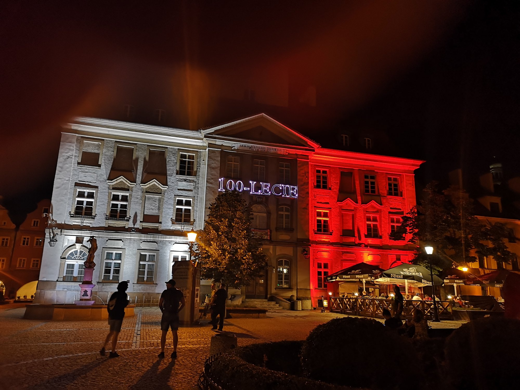 patriotyczne-animacje-na-ratuszu-i-teatrze-norwida-89804