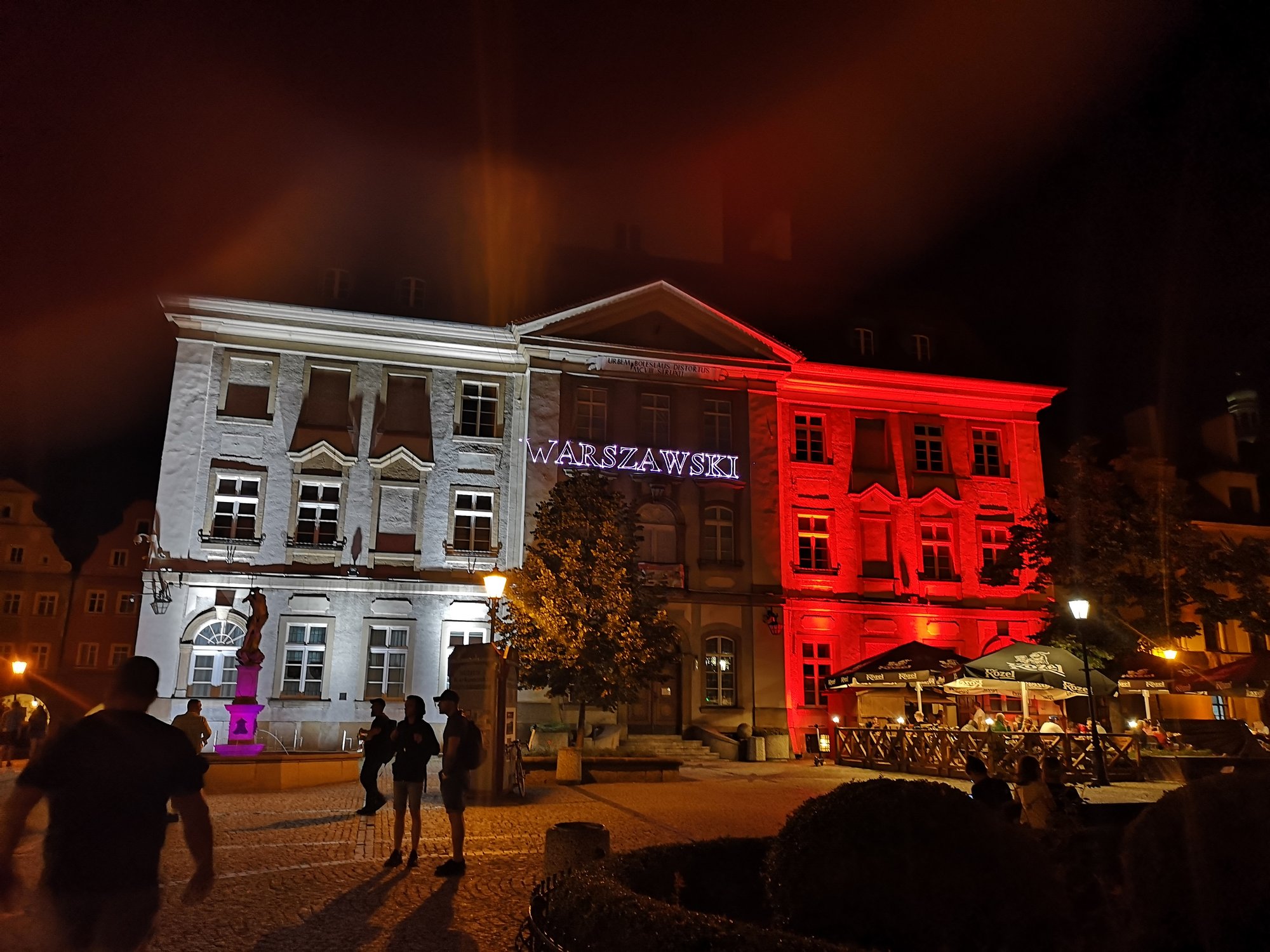 patriotyczne-animacje-na-ratuszu-i-teatrze-norwida-89804