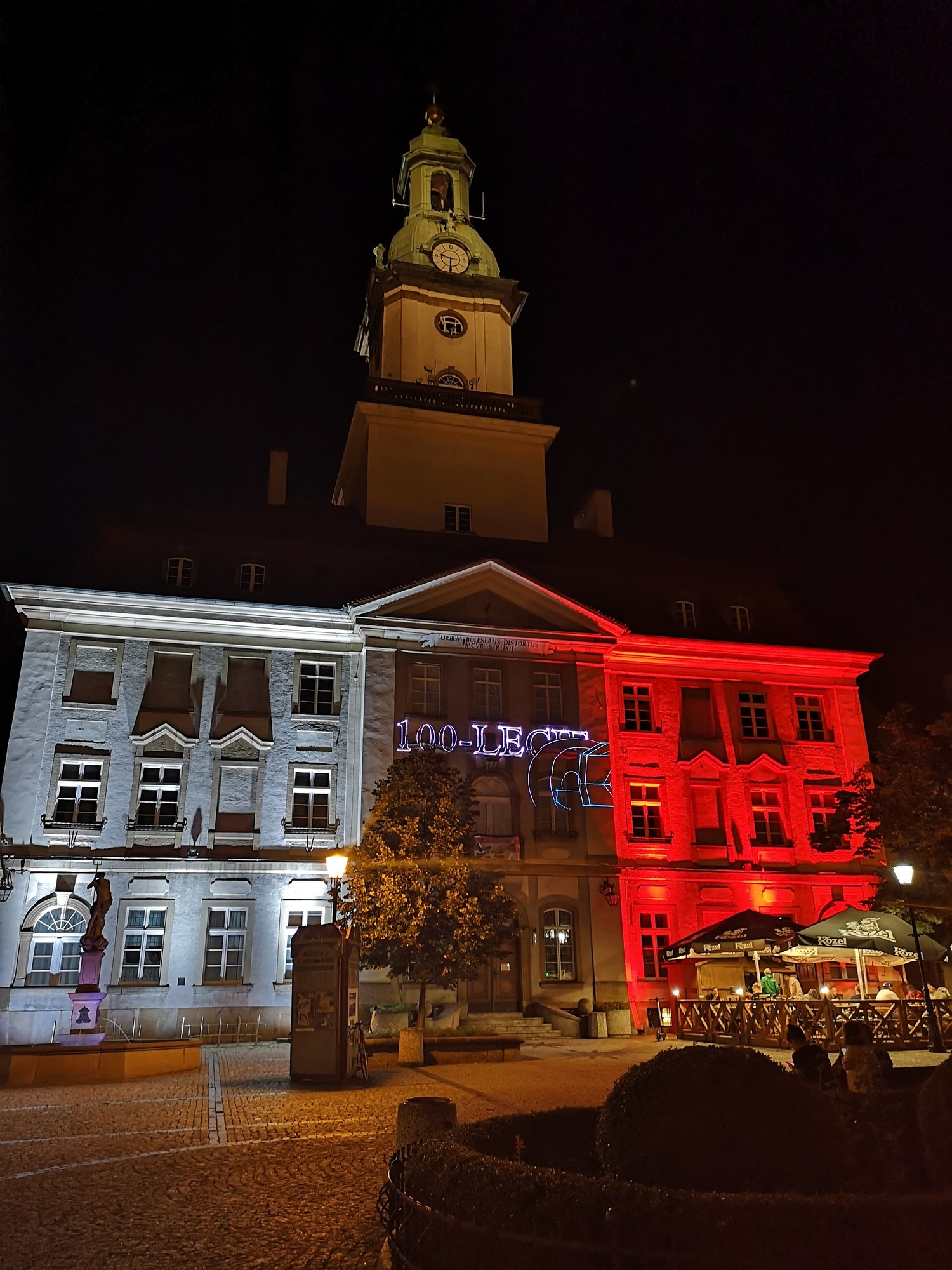 patriotyczne-animacje-na-ratuszu-i-teatrze-norwida-89804