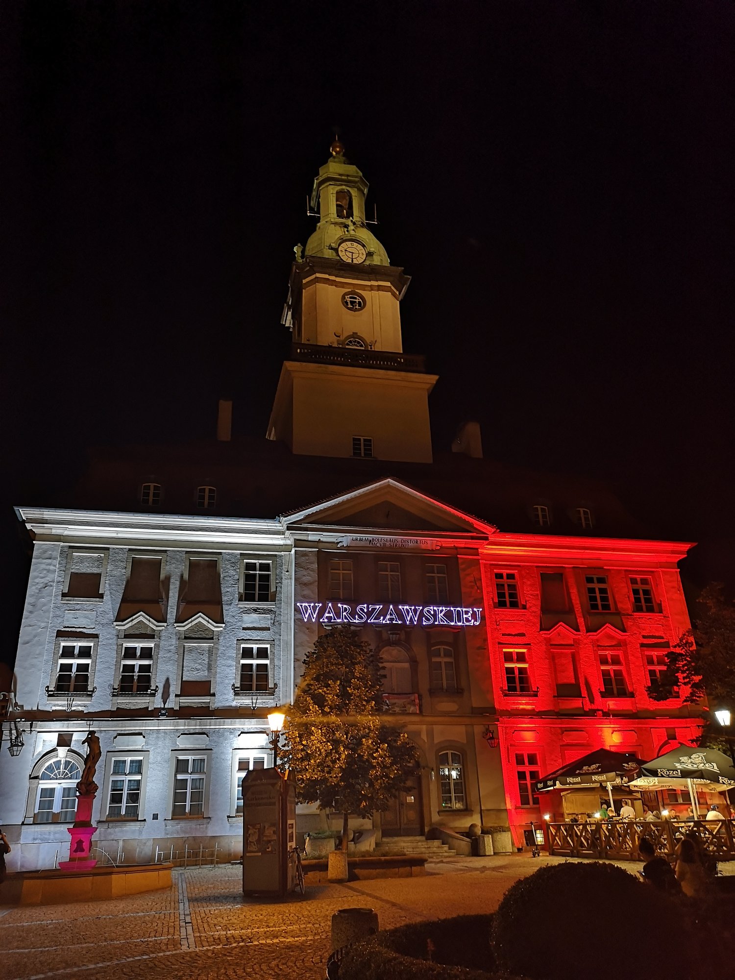 patriotyczne-animacje-na-ratuszu-i-teatrze-norwida-89804