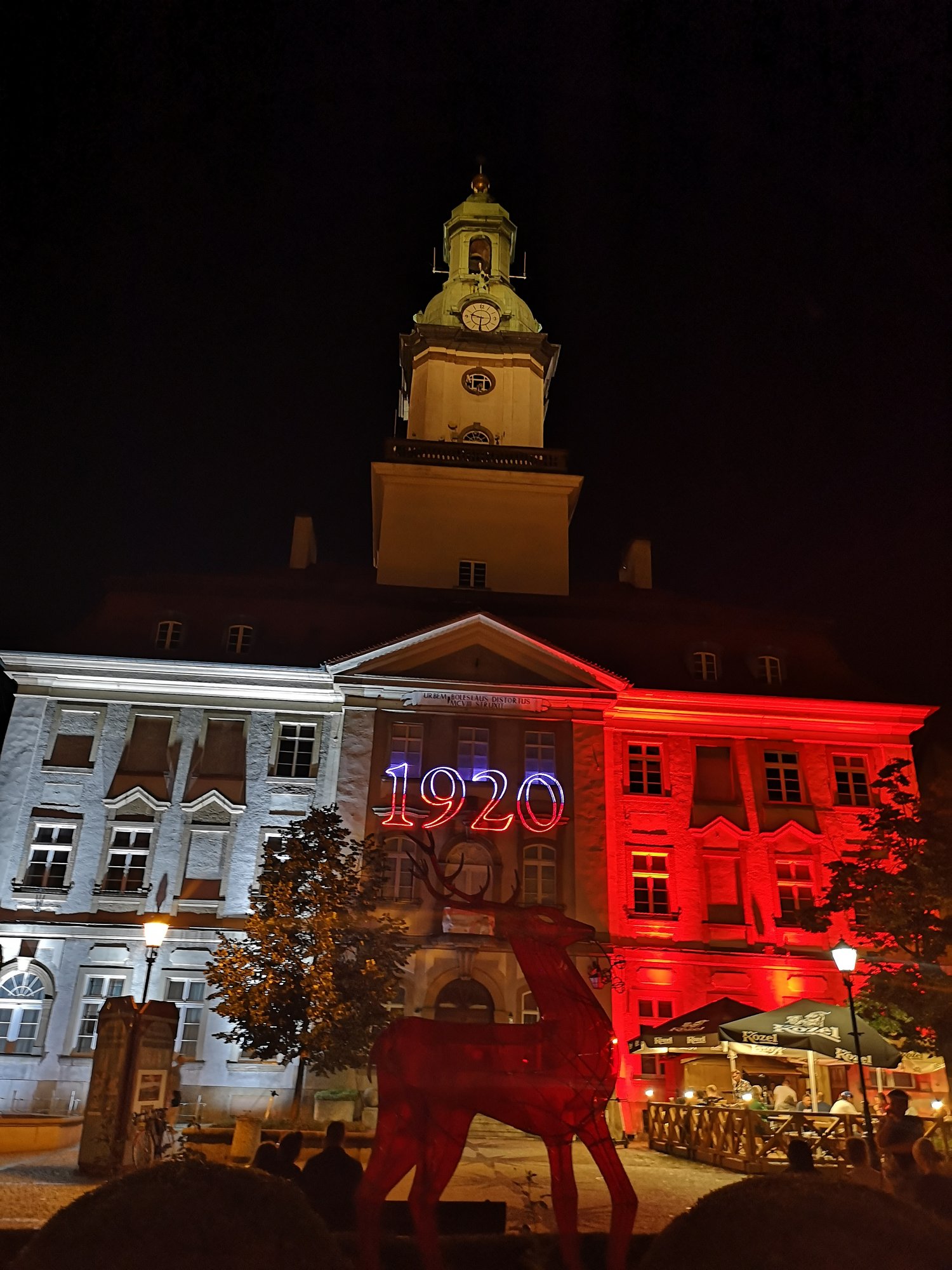 patriotyczne-animacje-na-ratuszu-i-teatrze-norwida-89804
