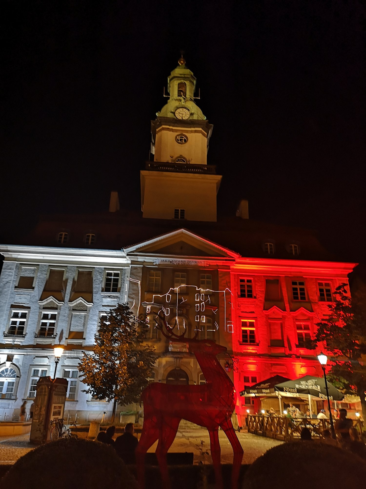 patriotyczne-animacje-na-ratuszu-i-teatrze-norwida-89804