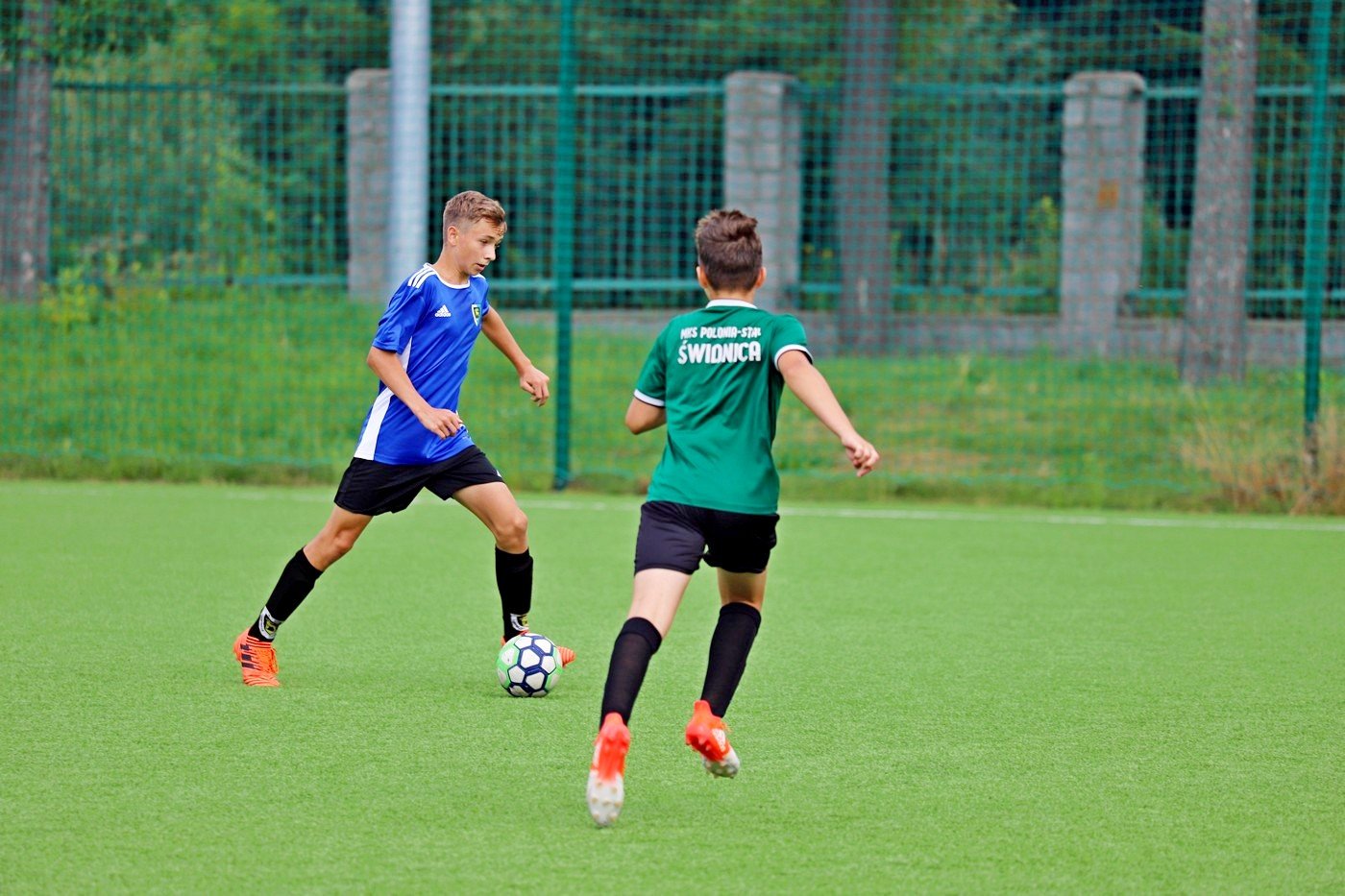 modzicy-rozbili-swidnice-89847