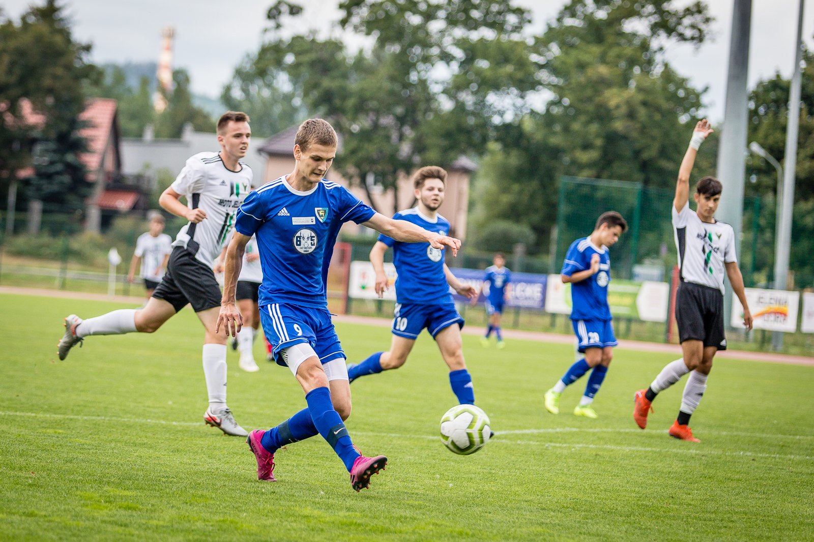 ldjs-pokazali-charakter-89994