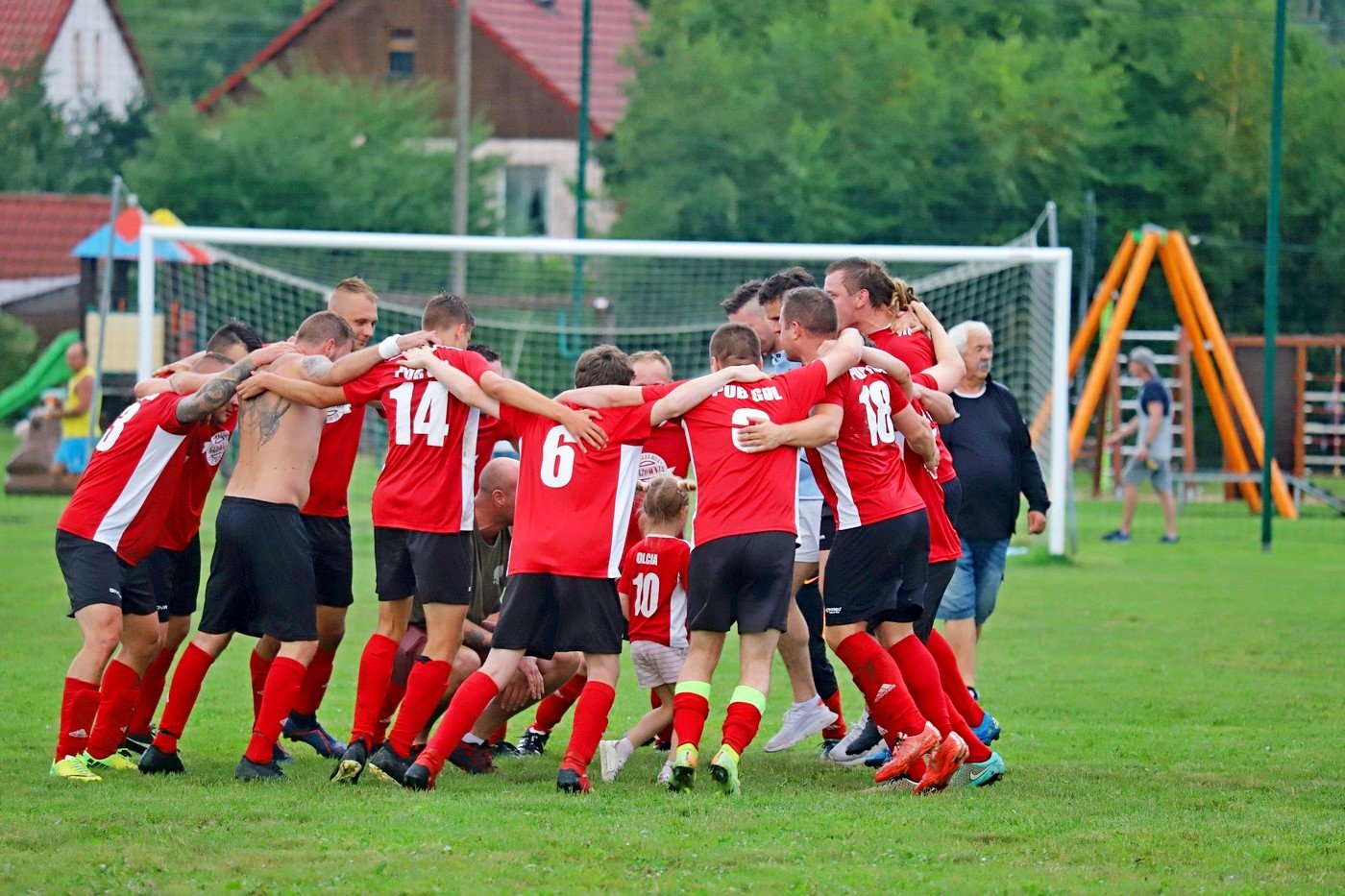 za-niskie-loty-ora-pub-gol-zwycieski-90059