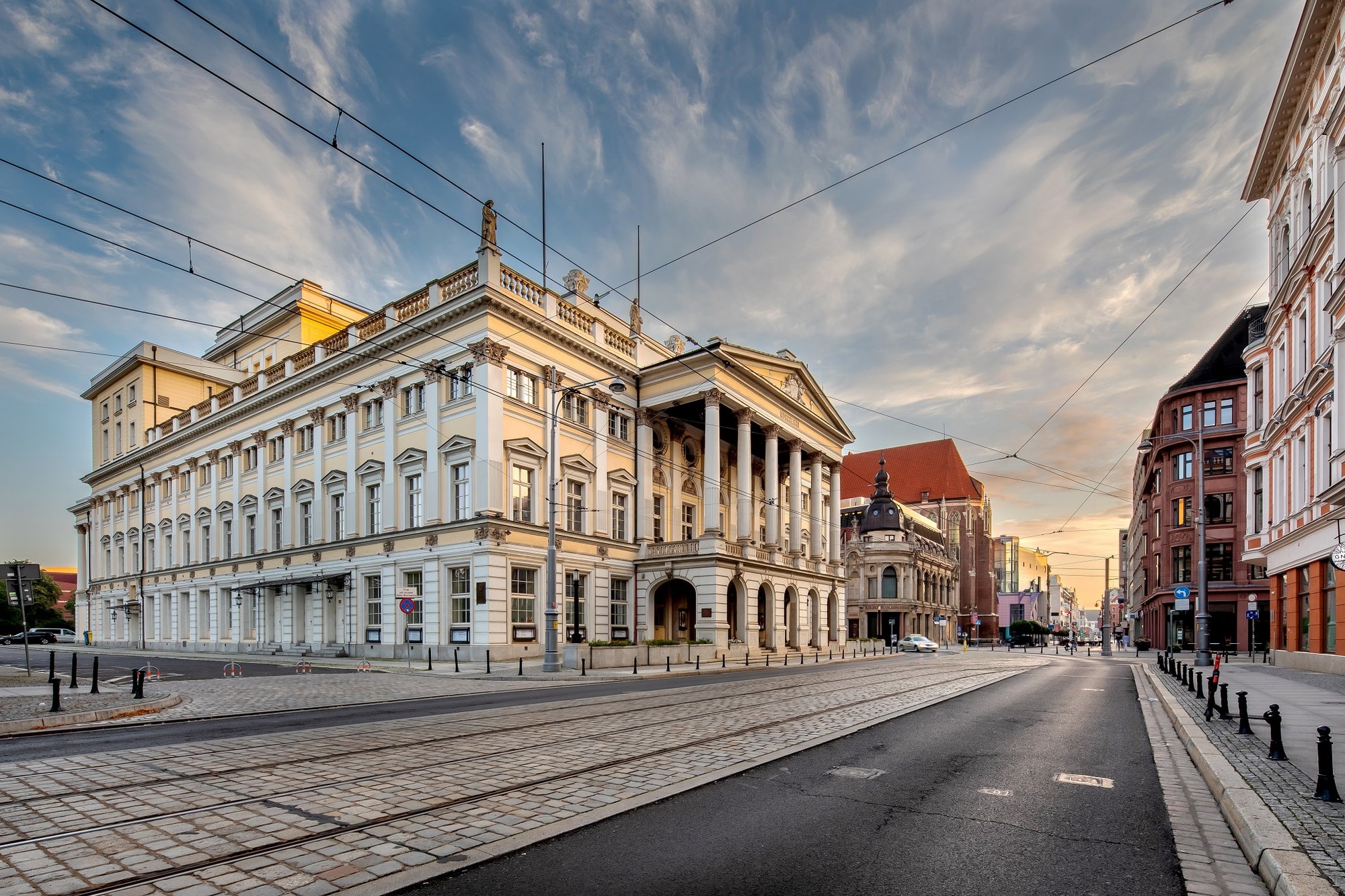 opera-wrocawska-ponownie-zaprasza-90068