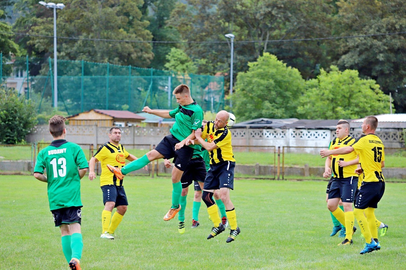 niezwyky-przebieg-meczu-w-janowicach-wielkich-90220