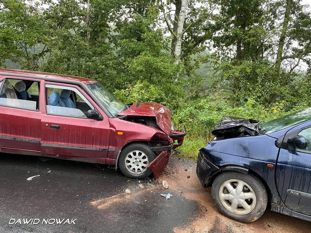 zderzenie-skody-i-renaulta-90711