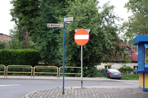 Ulica Curie-Skłodowskiej, a powinno być: Skłodowskiej-Curie.