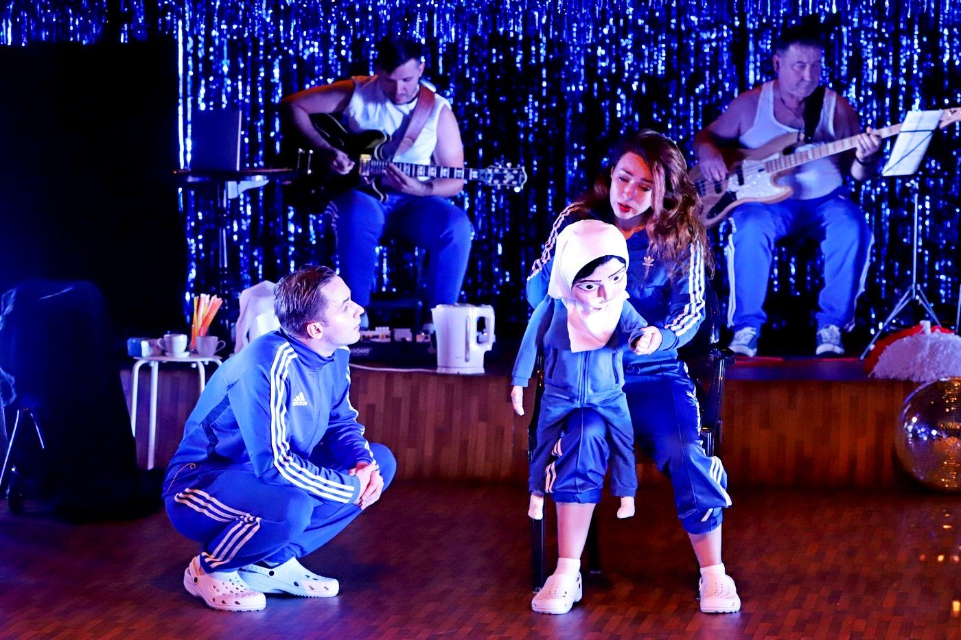 niezwyky-spektakl-o-malali-91294