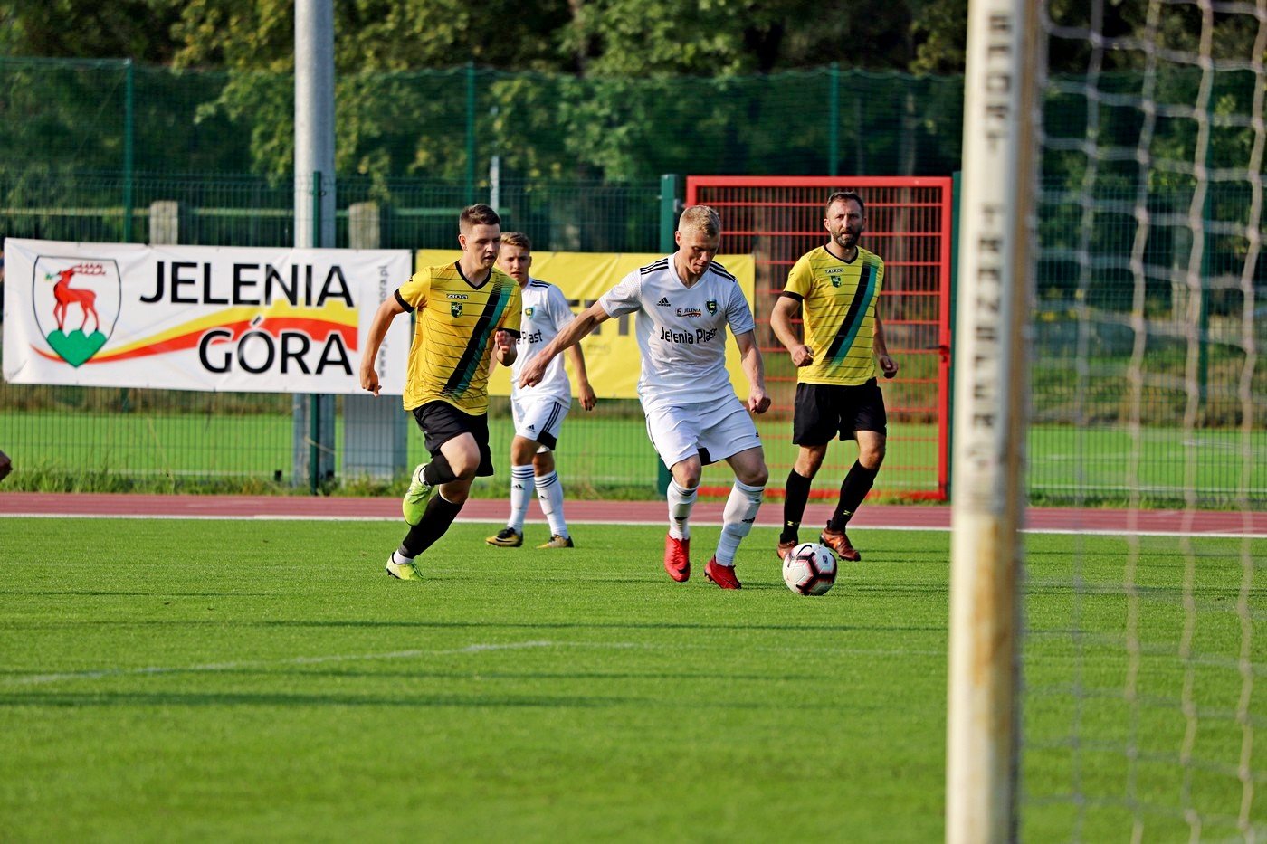 karkonosze-nie-zwalniaja-tempa-91296