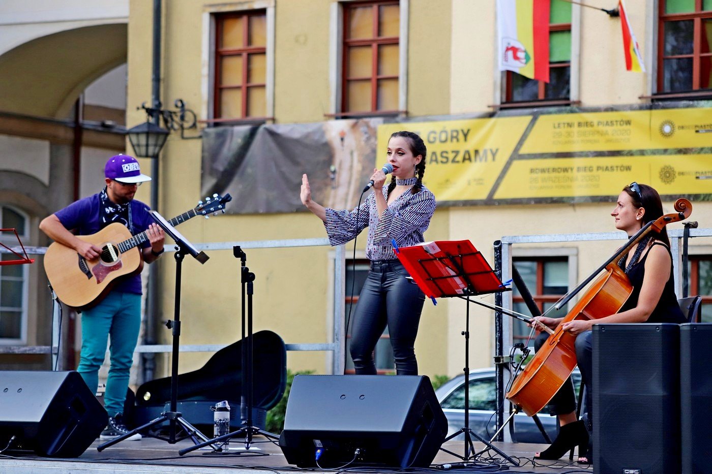 gos-na-sobotni-wieczor-91297