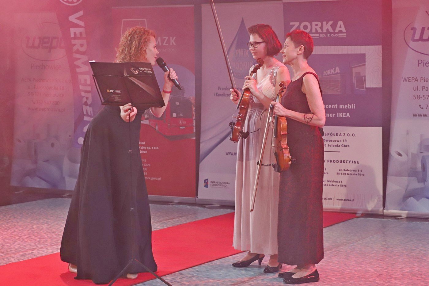 bya-radosc-i-wzruszenia-91316
