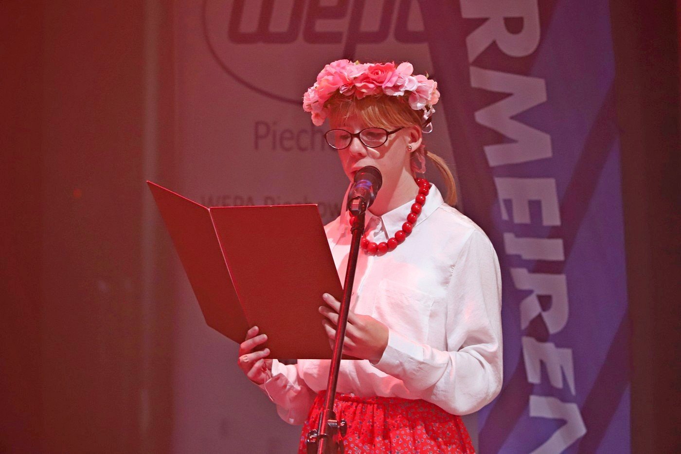 bya-radosc-i-wzruszenia-91316