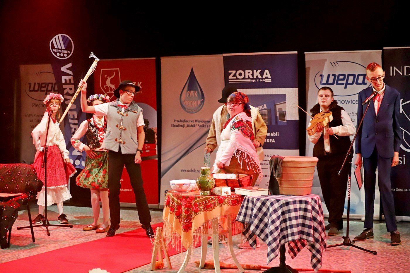 bya-radosc-i-wzruszenia-91316