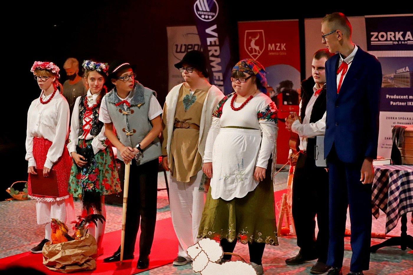 bya-radosc-i-wzruszenia-91316