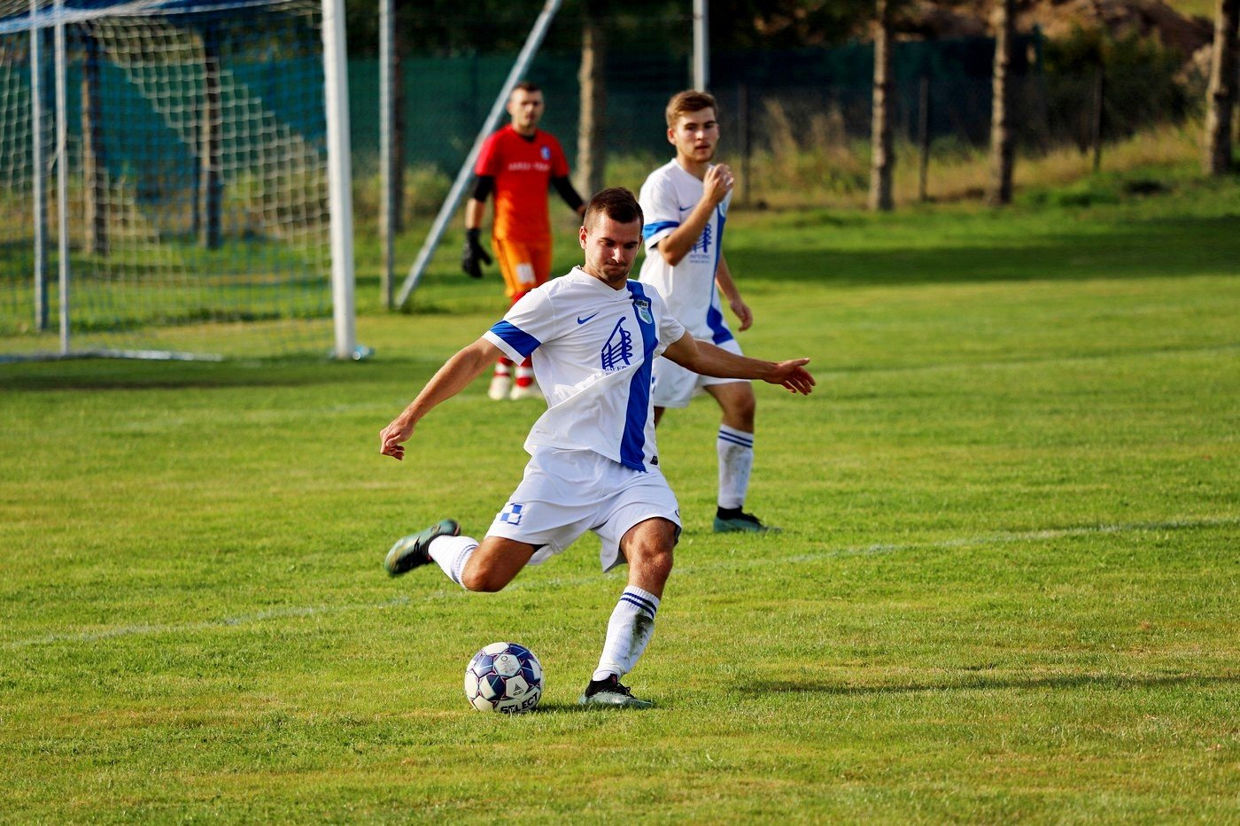 w-lidze-nadal-zawodza-91481
