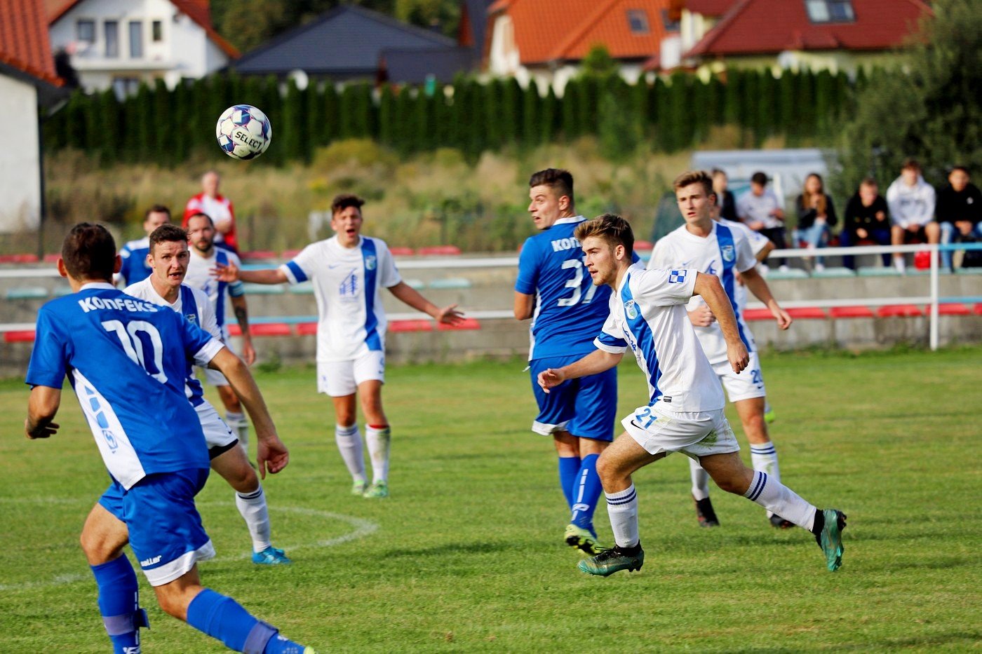 w-lidze-nadal-zawodza-91481
