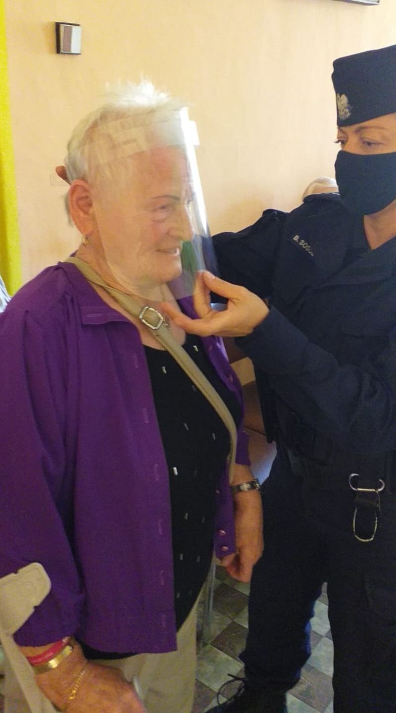 spotkanie-policjantki-z-seniorami-91611