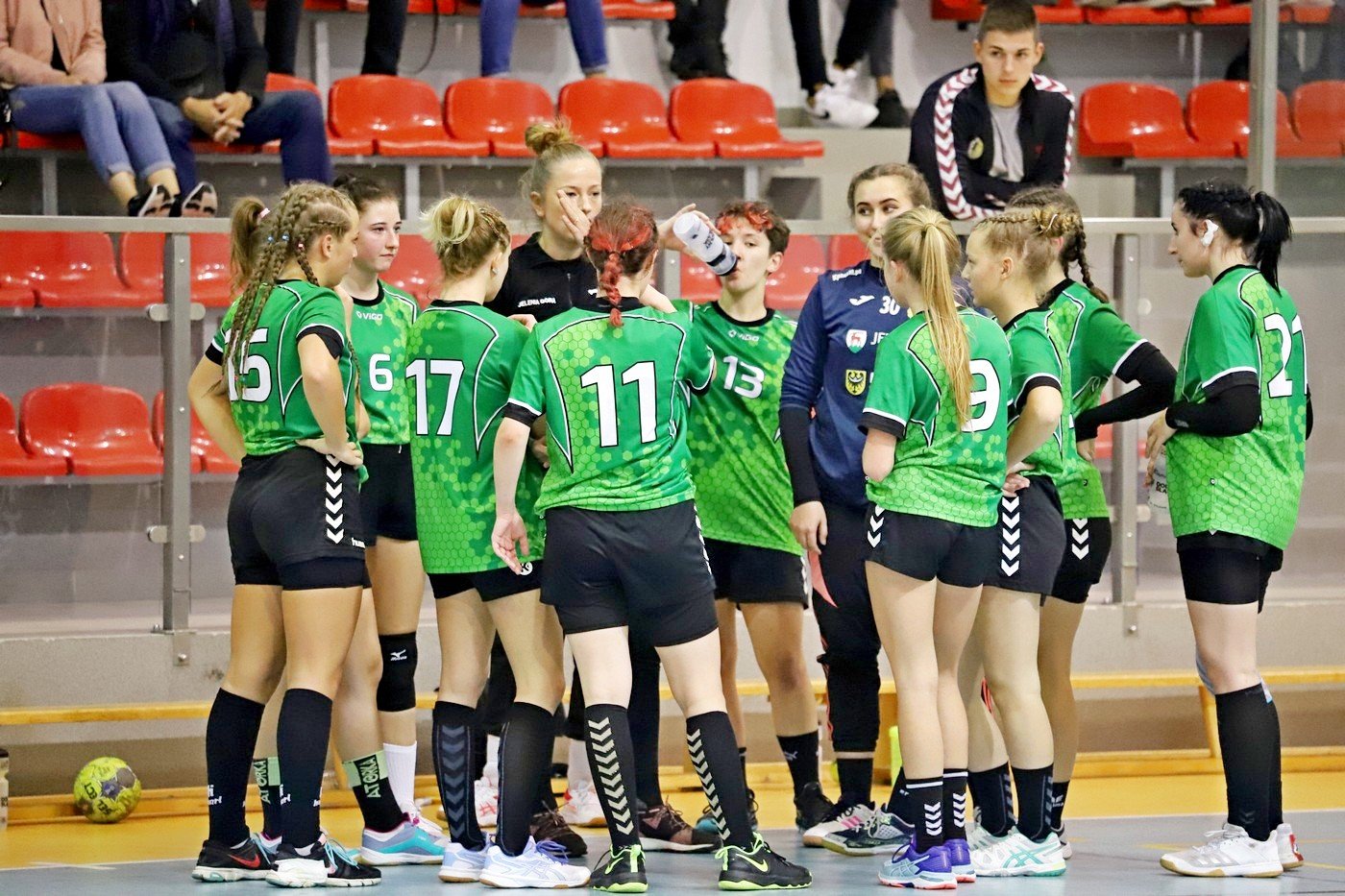 klubowe-derby-o-ligowe-punkty-91742