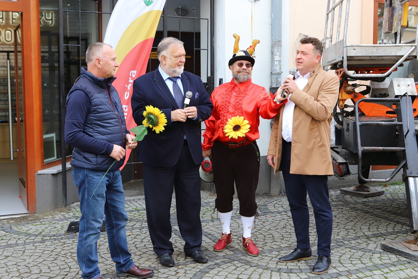 zegar-uroczyscie-odsoniety-91788
