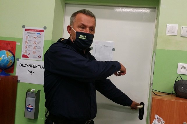 koronawirus-akcja-strazy-miejskiej-wsrod-dzieci-91846