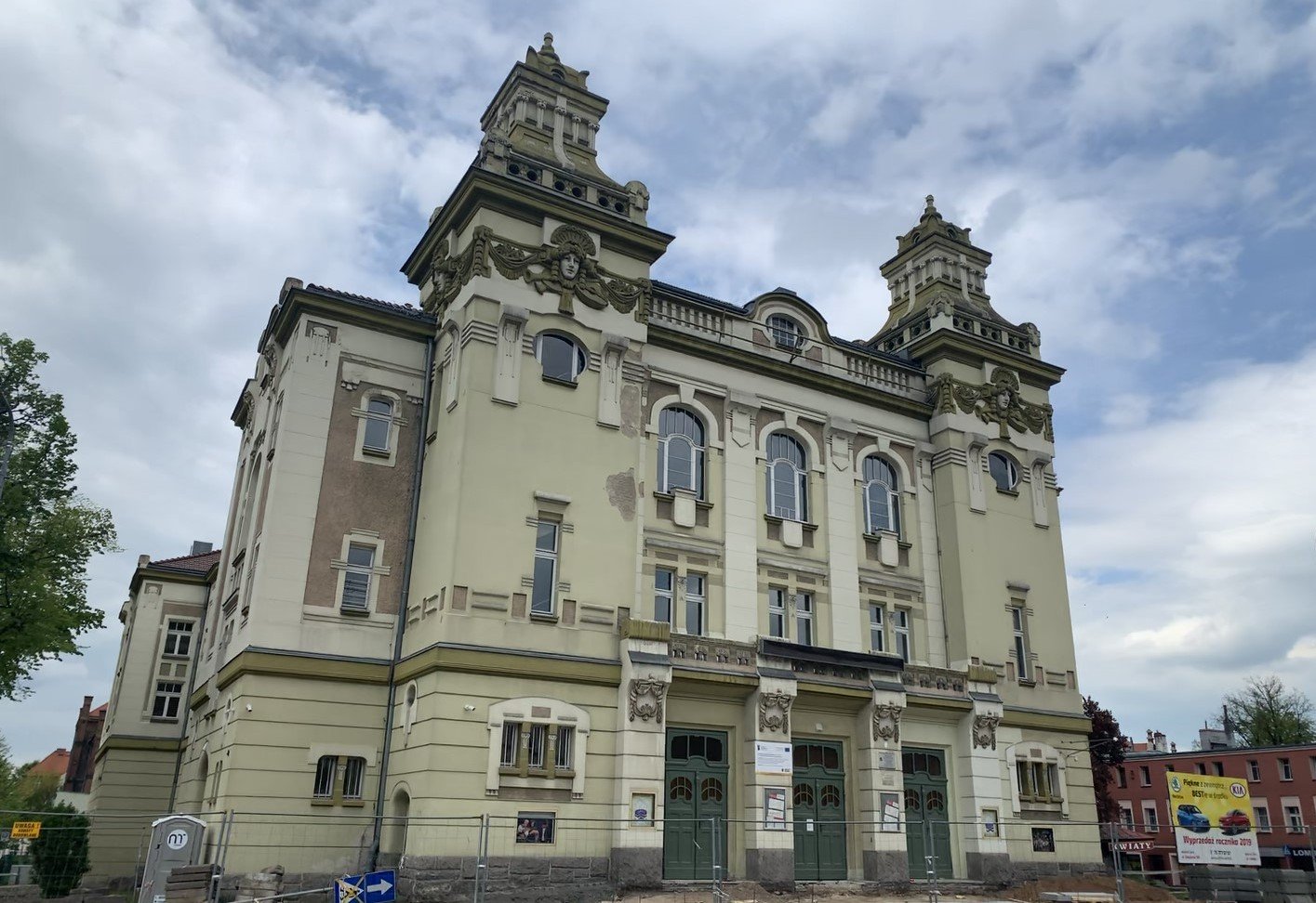 teatr-nadal-gra-spektakle-91947