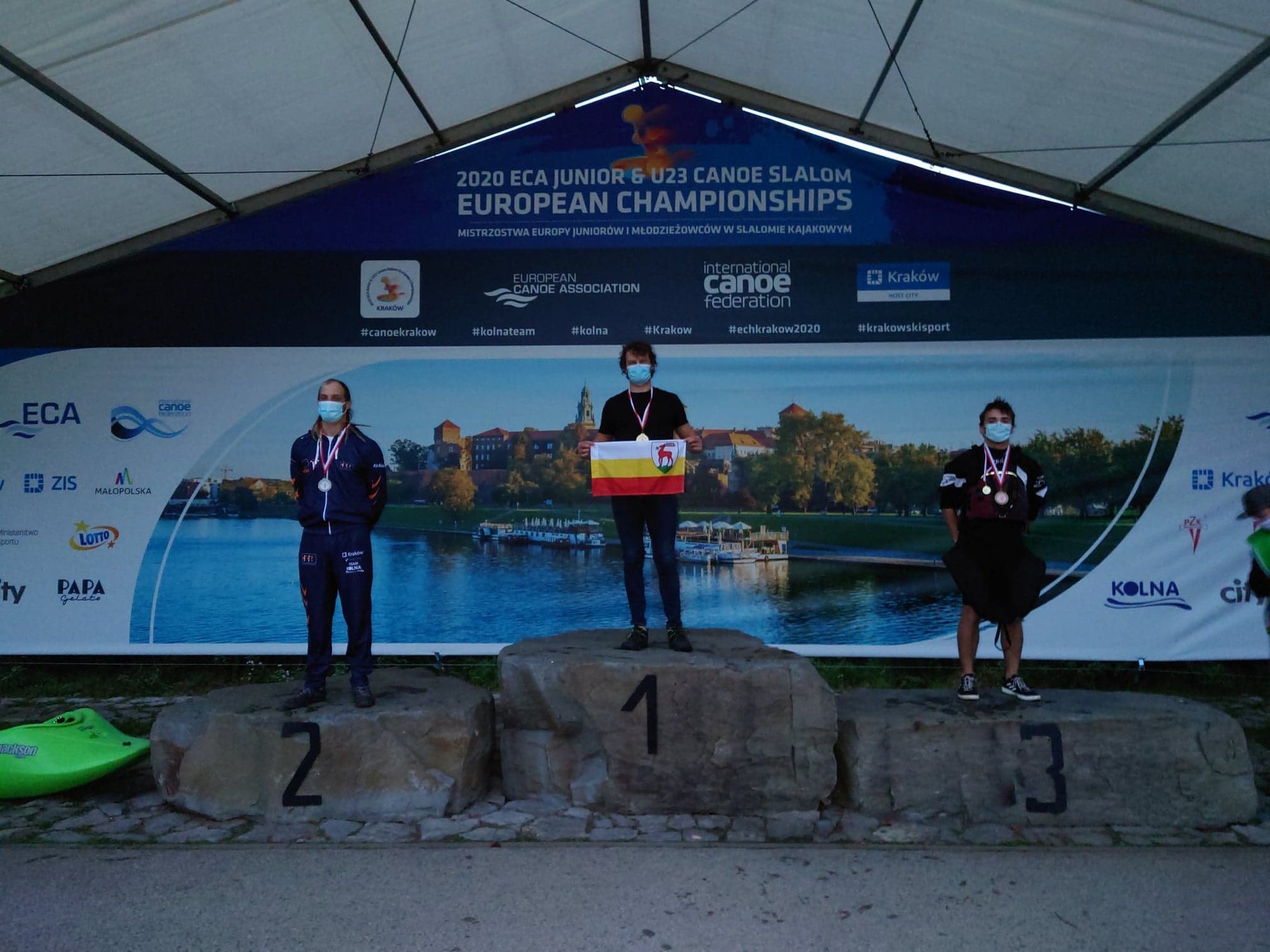 obronili-mistrzowskie-tytuy-92013